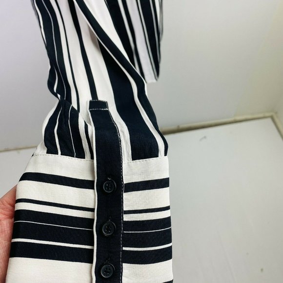 Cue Size 12 Black White Stripe Button up Shirt Blouse Collared - Picture 4 of 8